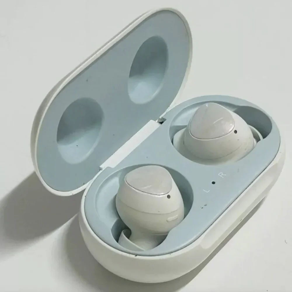 SAMSUNG Galaxy Buds (R170) Wireless In-Ear Headset (white) Good Condition